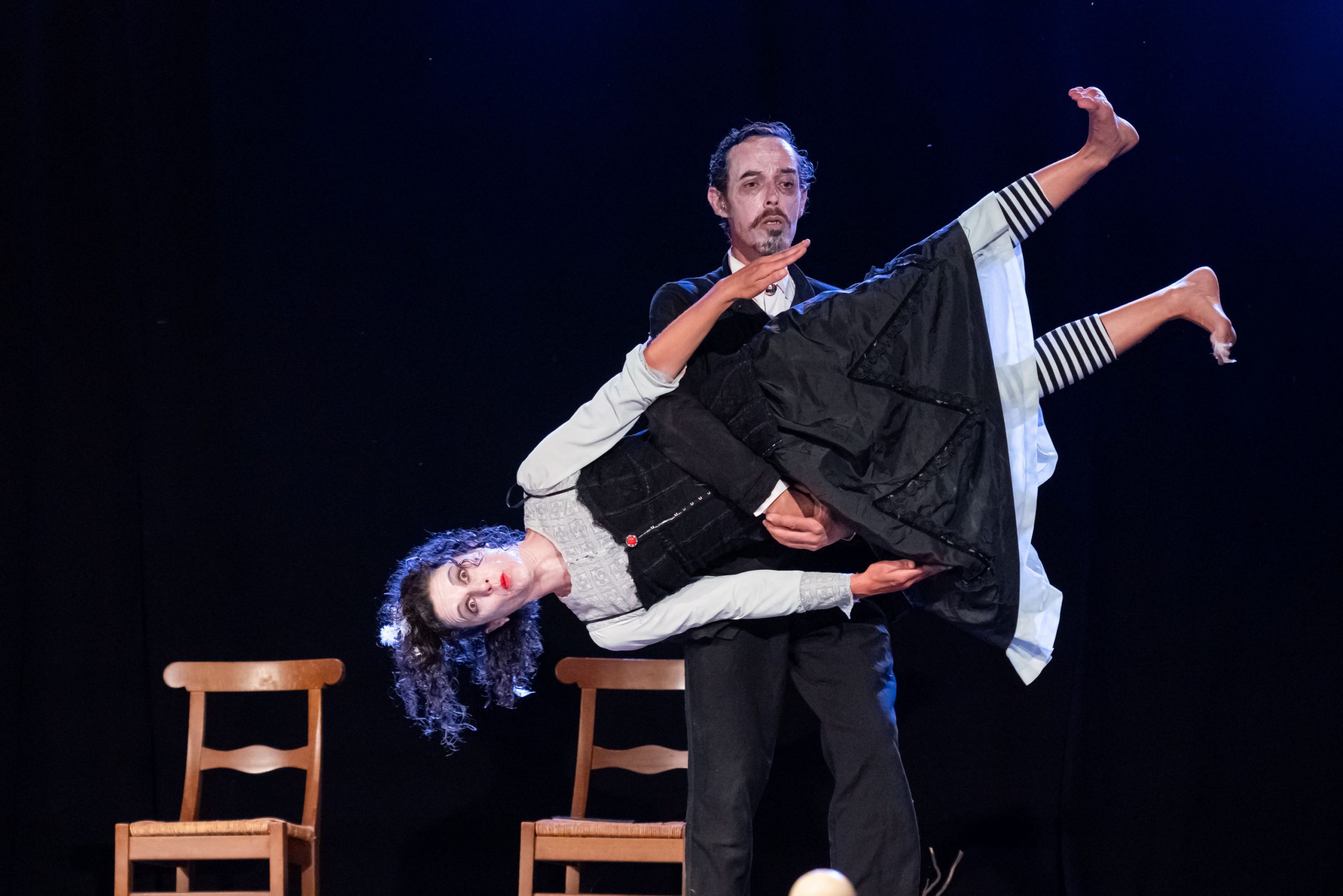 Cía El Cruce in scena al FINC Summer Edition 2026 – foto 2